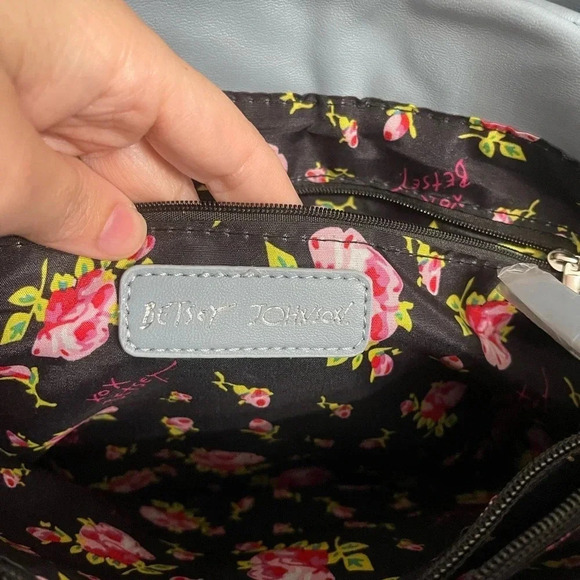 Betsey Johnson Blue Quilted Shoulder Bag Purse Silver Hardware New Without Tag - Picture 10 of 10